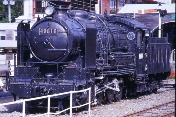 3-3